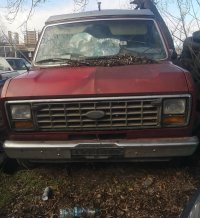 амер-Форд Ван.jpg