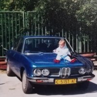 соц-БМВ Е3-син мет-жълти номера-С.jpg