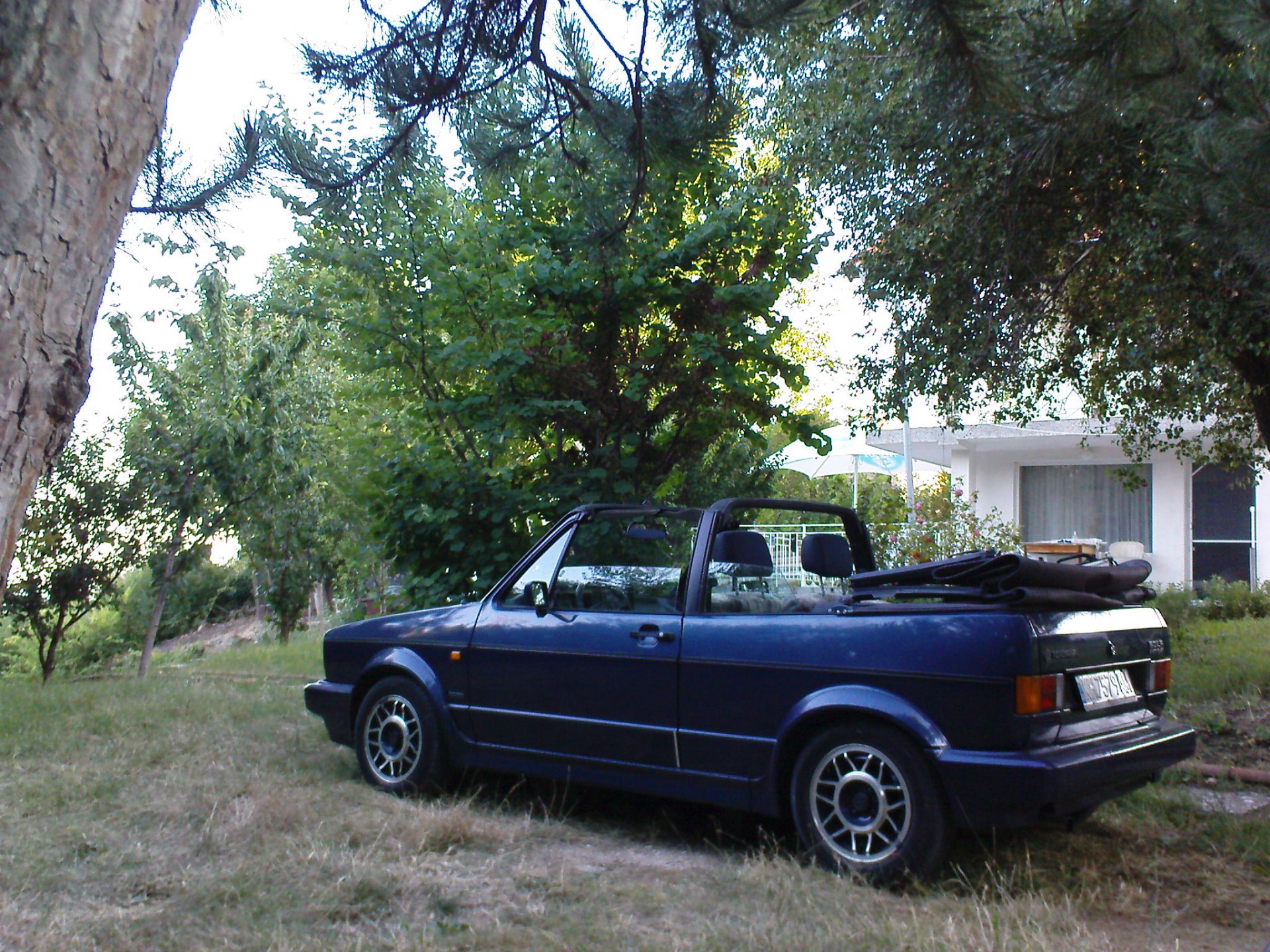 Golf1vila-opensiderear4cb0d.jpg