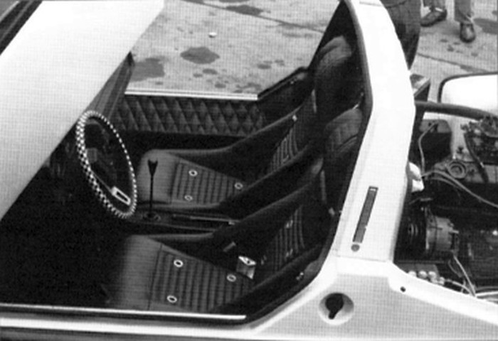11.Skoda-110-GT-studie-1971-salon-14a41e9d7f7acbf27a.jpg