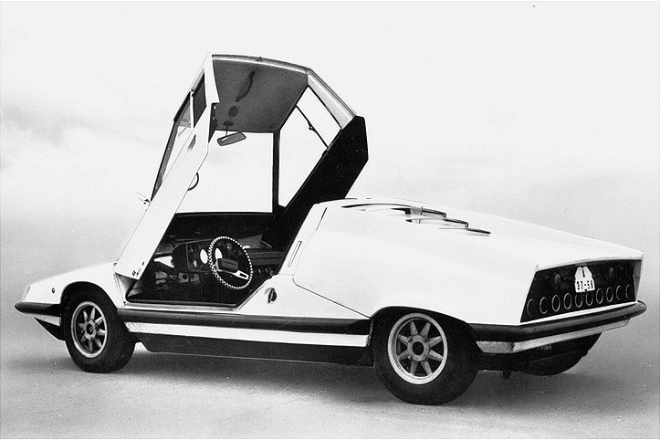 11.Skoda-110-GT-studie-1971-salon-684ec1a6993fc4ab4.jpg
