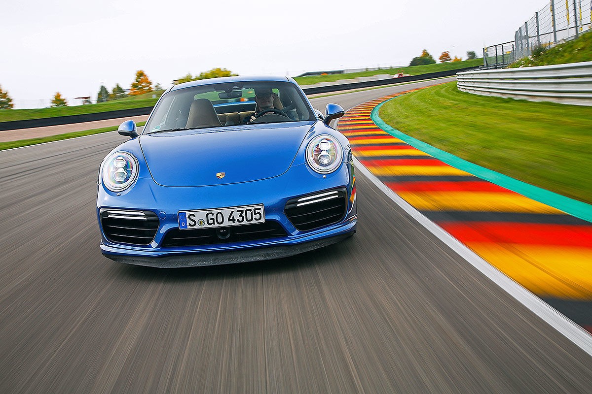 Porsche-911-Jubilaeumsmodell-40-Jahre-1200x800-bb157d717b41601b166588c0839a366c.jpg