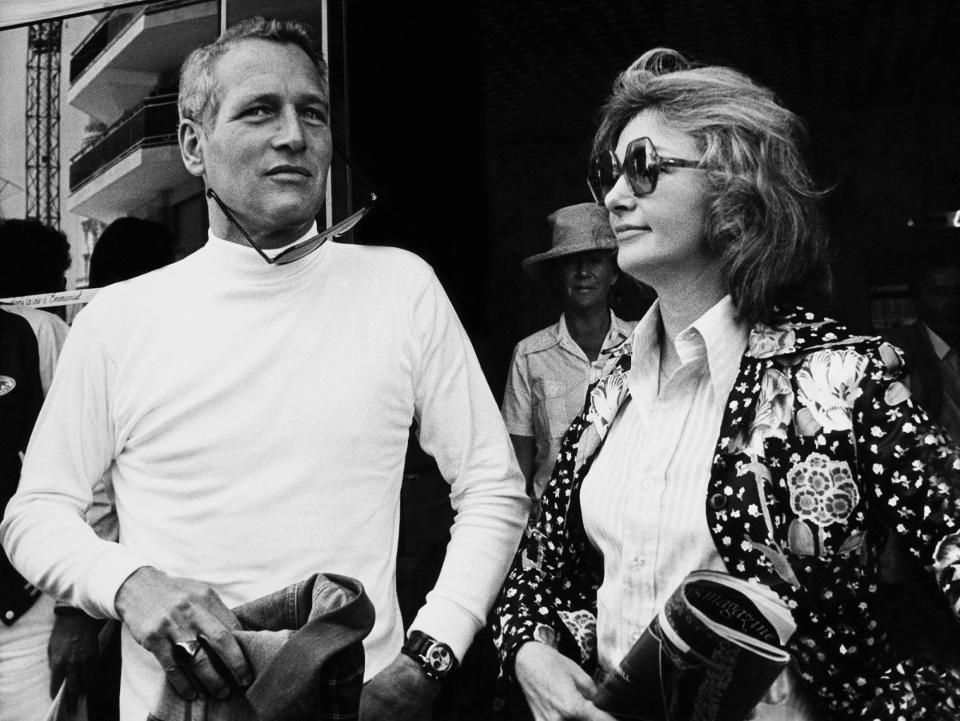 Paul-Newman-wearing-his-Rolex-and-Joanne-Woodward-at-the-1973-Cannes-Filmddc2844b02683ee6.jpg