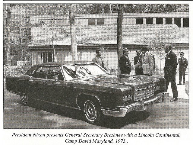 SIV-BREZNEV-PODARK-NIKSN-LINKLN-1973-KEMPDEIVID76297a7f29250513.jpeg