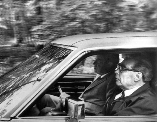 SIV-BREZNEV-PODARKNIKSN--LINKLN-1973-KARAc534b1896bd7868e.jpeg