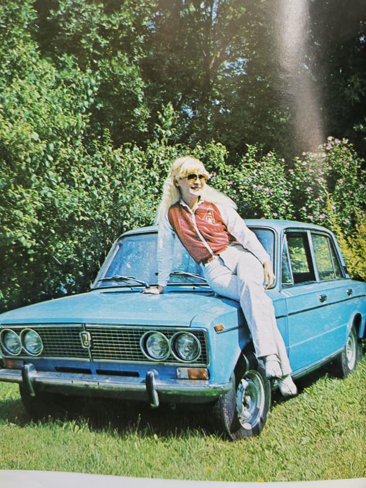 TENI-KOLI-1980-VTO-KOREKOM-LADA-S-MATKA084c87f4940996be.jpeg